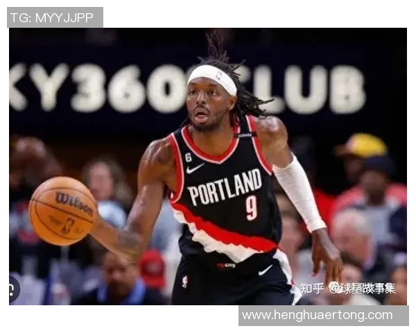 杰拉米格兰特如何在NBA赛场上展现个人风采与团队合作的完美结合